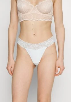 Anna Field 5 Pack - String - White/Nude -Anna Field Boutique fdfb56726896494baa575cbe778a2f82